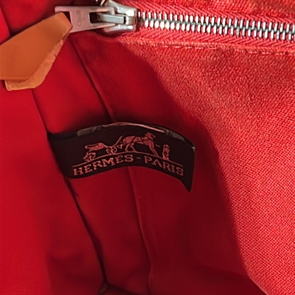 Hermès - Fourre Tout PM Handbag RED IN GUC - Picture 15 of 16